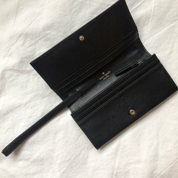 Black Kate Spade Wallet - Picture 3 of 4